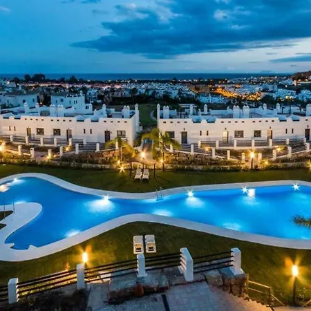 Sunset Golf Apartment Estepona